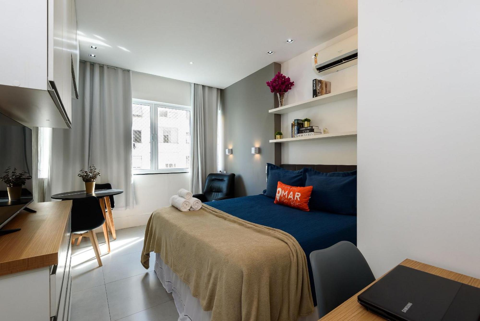 Amplo A 200m Da | Nsc 1085/702 Apartemen